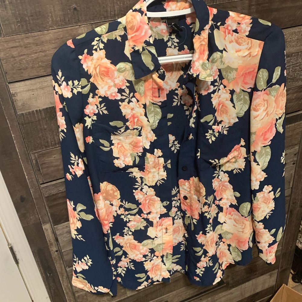 Rue 21 sheer button up blouse